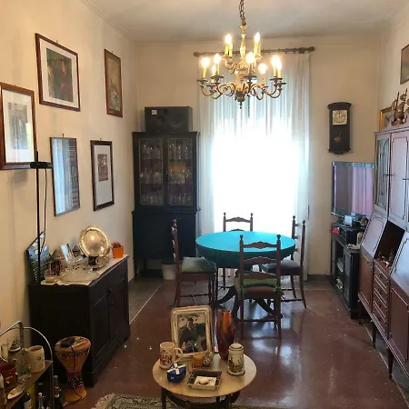 Re Di Apartamento